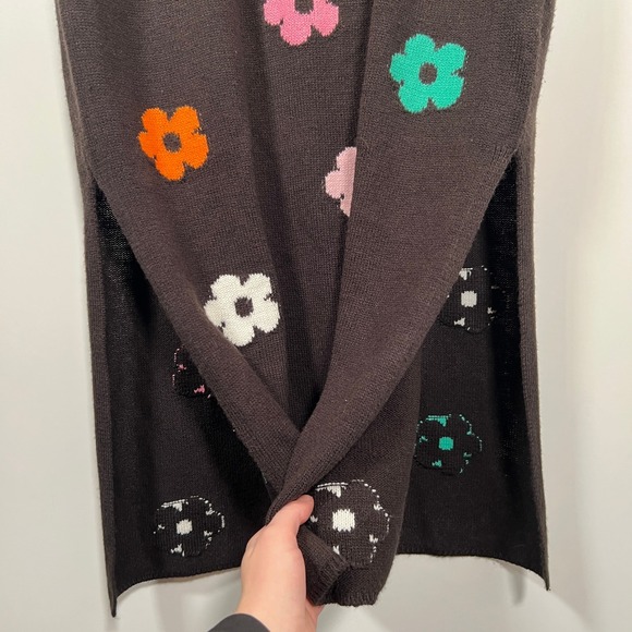 H&M Black Floral Knit Sweater Dress Sleeveless V-Neck Midi XL Colorful & Quirky - Picture 2 of 7